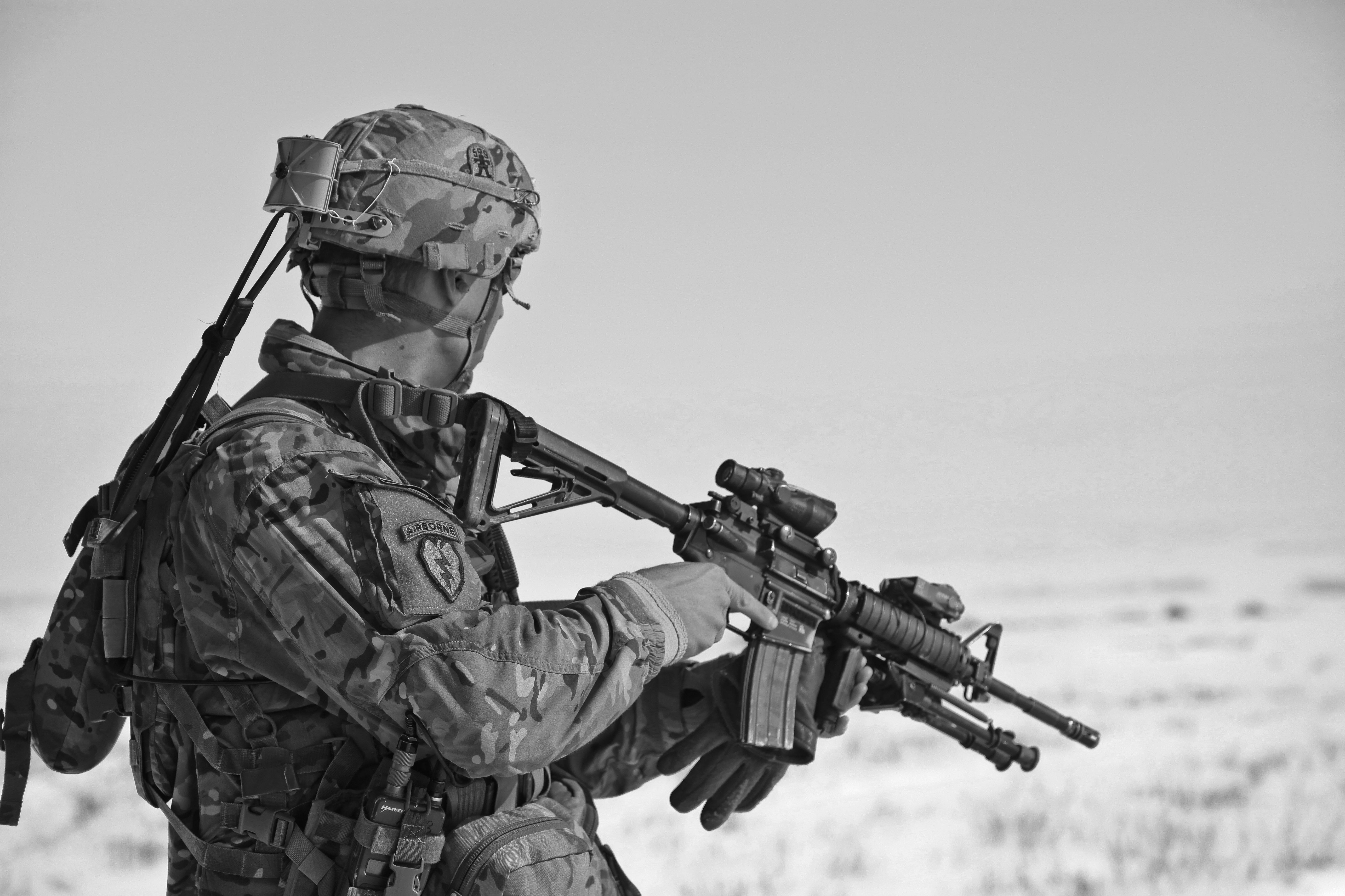 ["war"]
