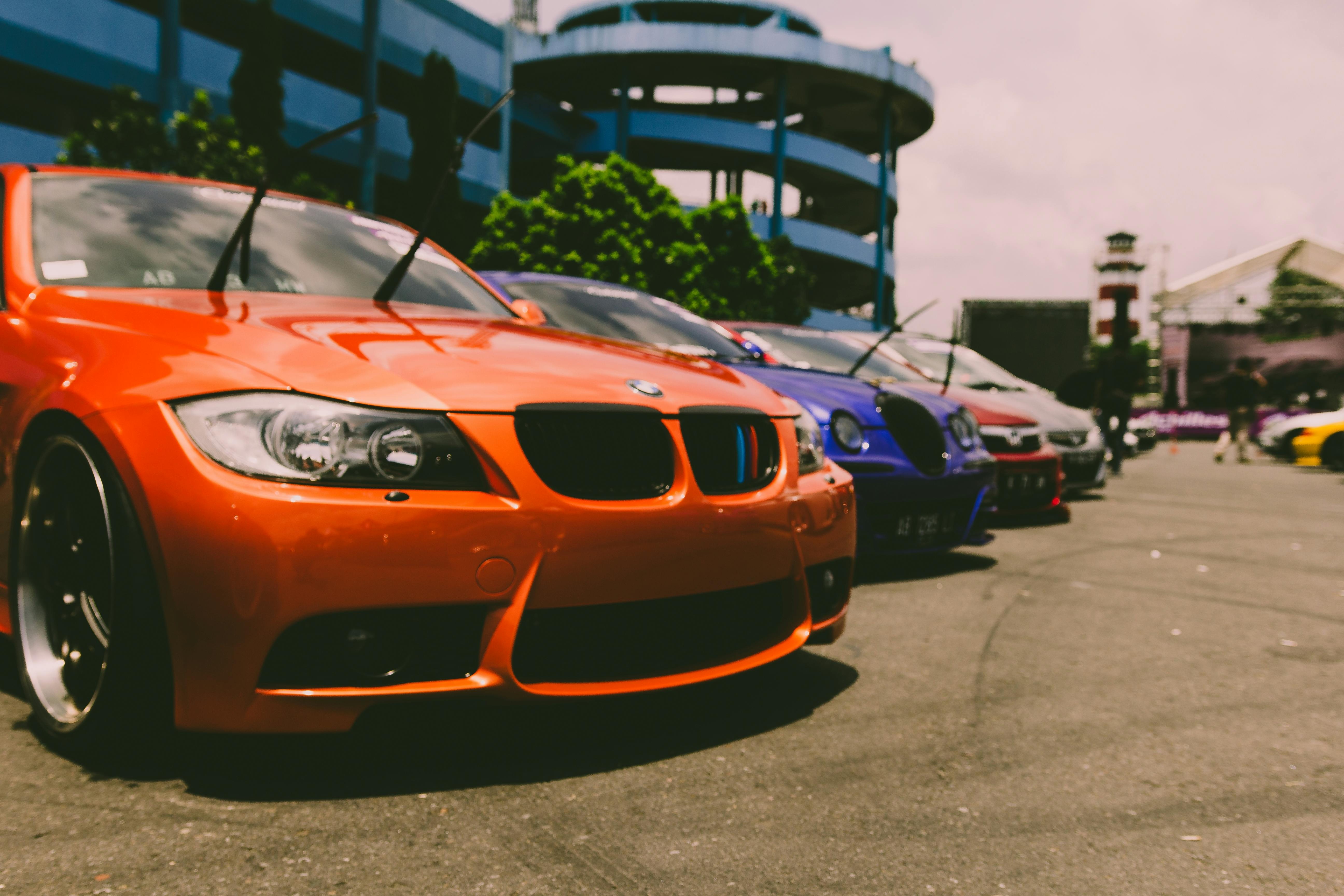 ["cars"]