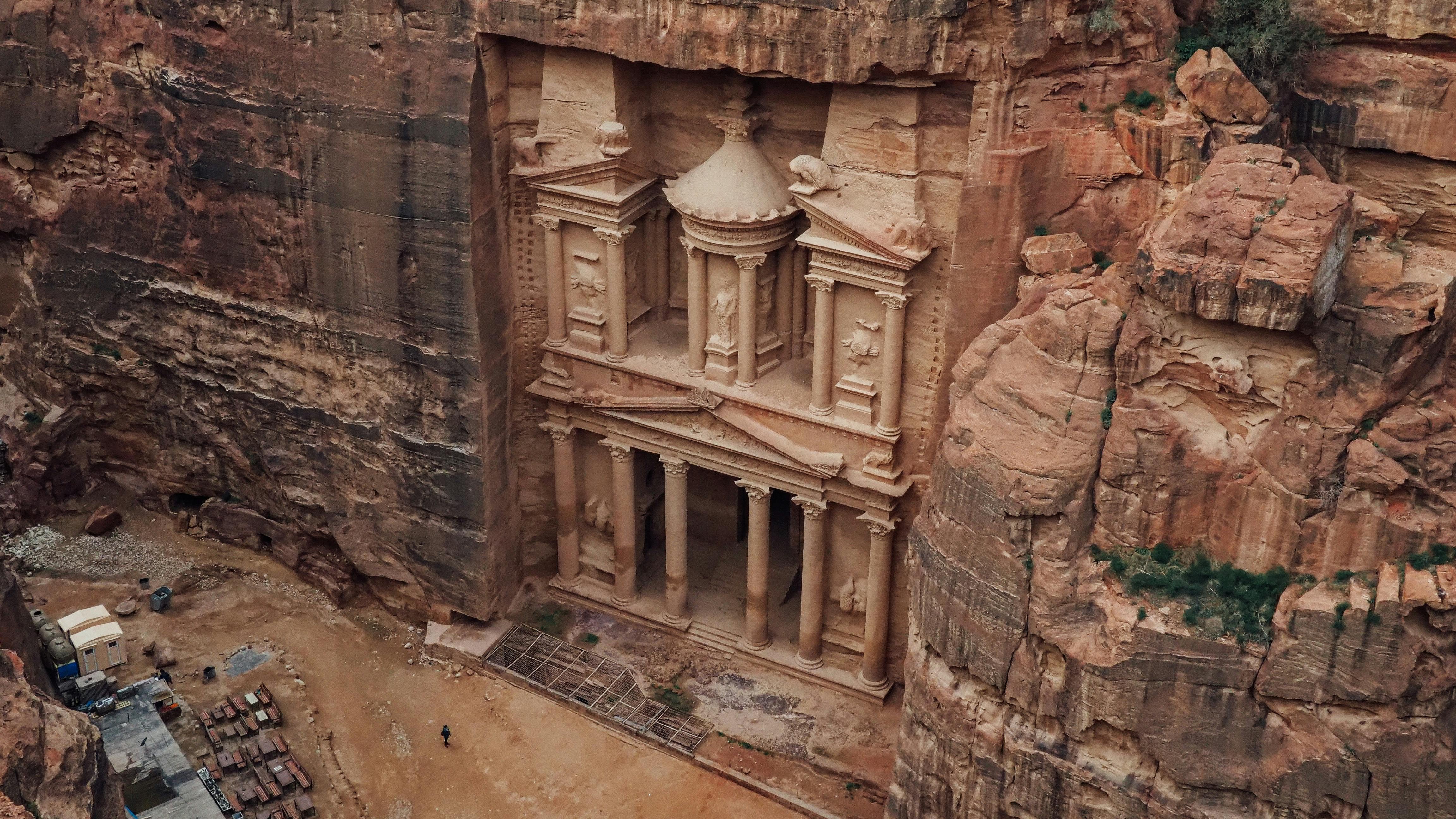 ["architecture"]