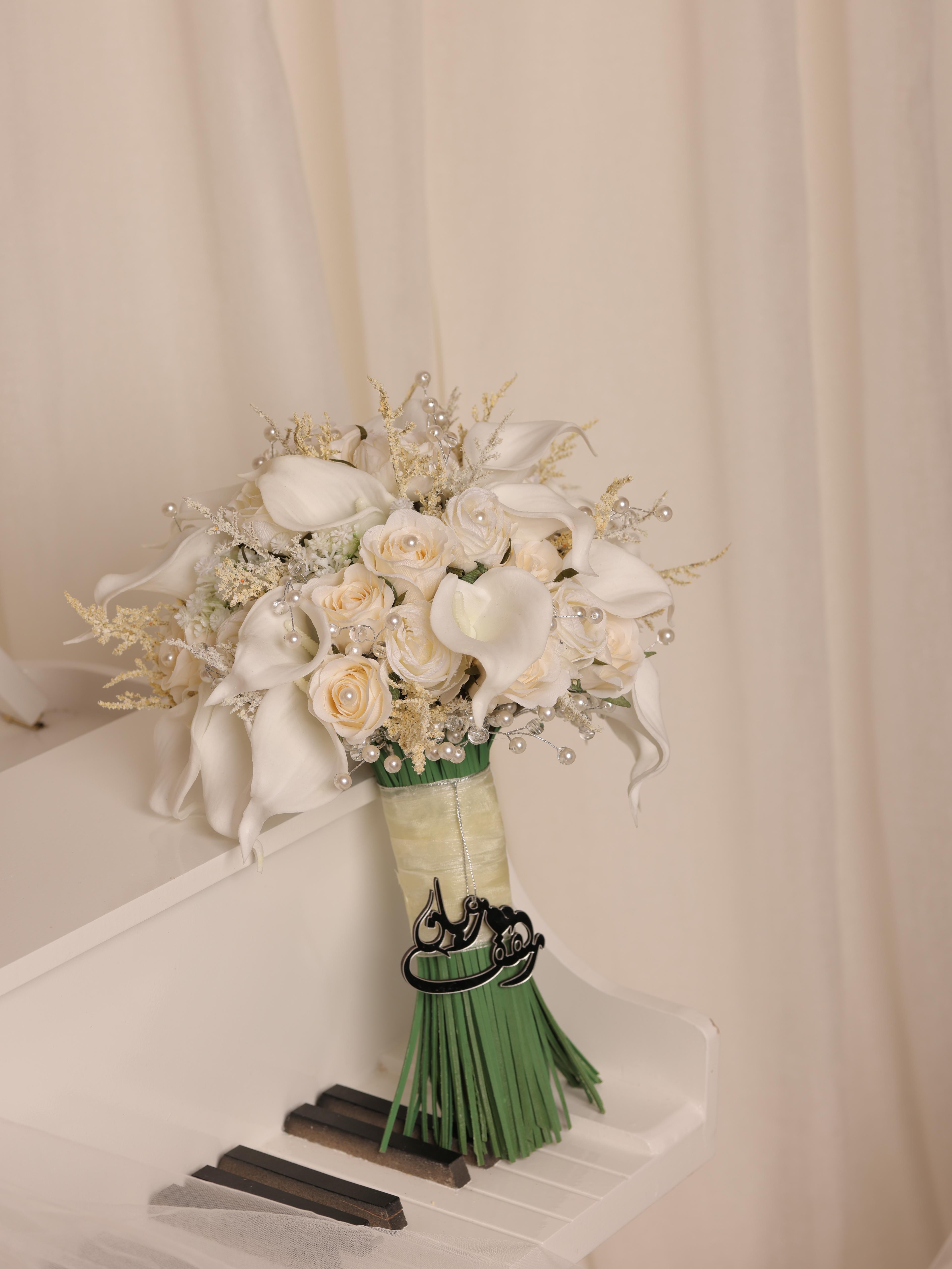 ["flowers","bouquet"]